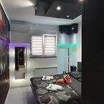 Yela Апартаменты *