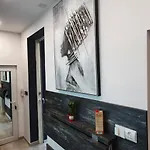 Yela Апартаменты