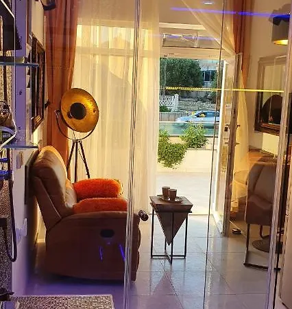 Apartment Yela Zadar